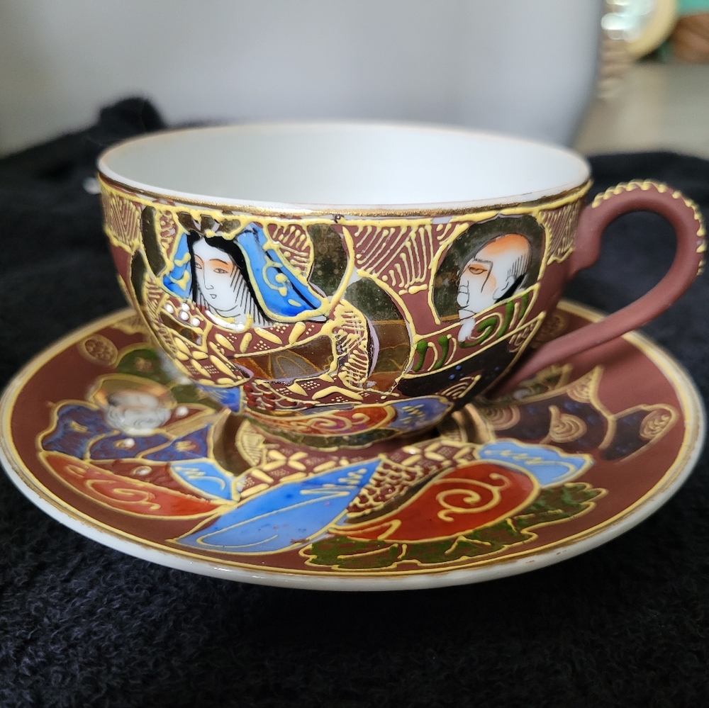 Rare vintage Satsuma Moriage Japanese Dragonware Geisha lithopane cup/saucer